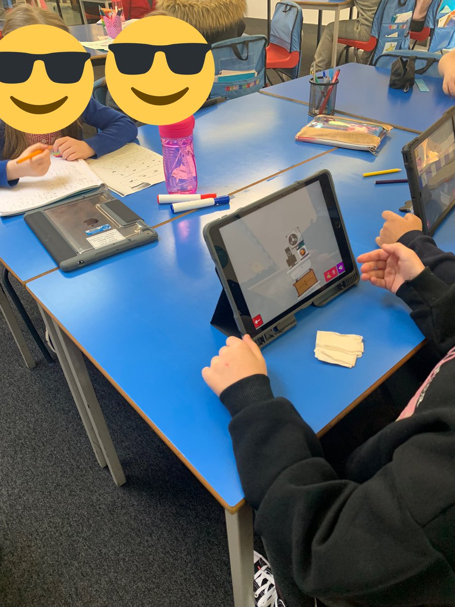 MissMuir8's tweet photo. Working hard on our maths in P5/4 today! Incorporating role play into our money work 🗣 and using sumdog to consolidate our skills 🍎@stmarysmaryhill https://t.co/YICanPEDaJ