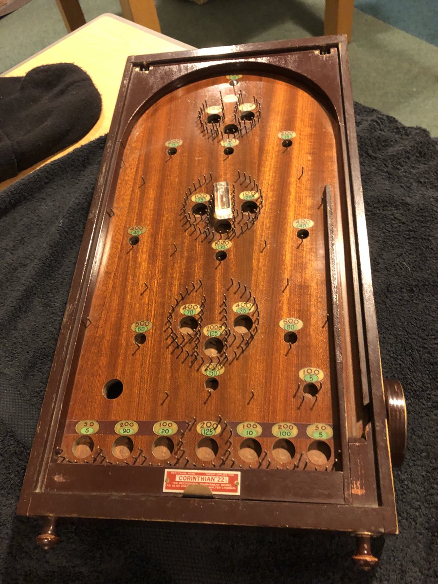 Artsuplift's tweet photo. Games and Entertainment memories being shared today at Rugby’s Reminiscence session with @HelenFountain at @Warwickshirelibraries #Rugbylibrary an amazing 88 year old pin ball machine as well!😊 https://t.co/kBXDSWrjSp