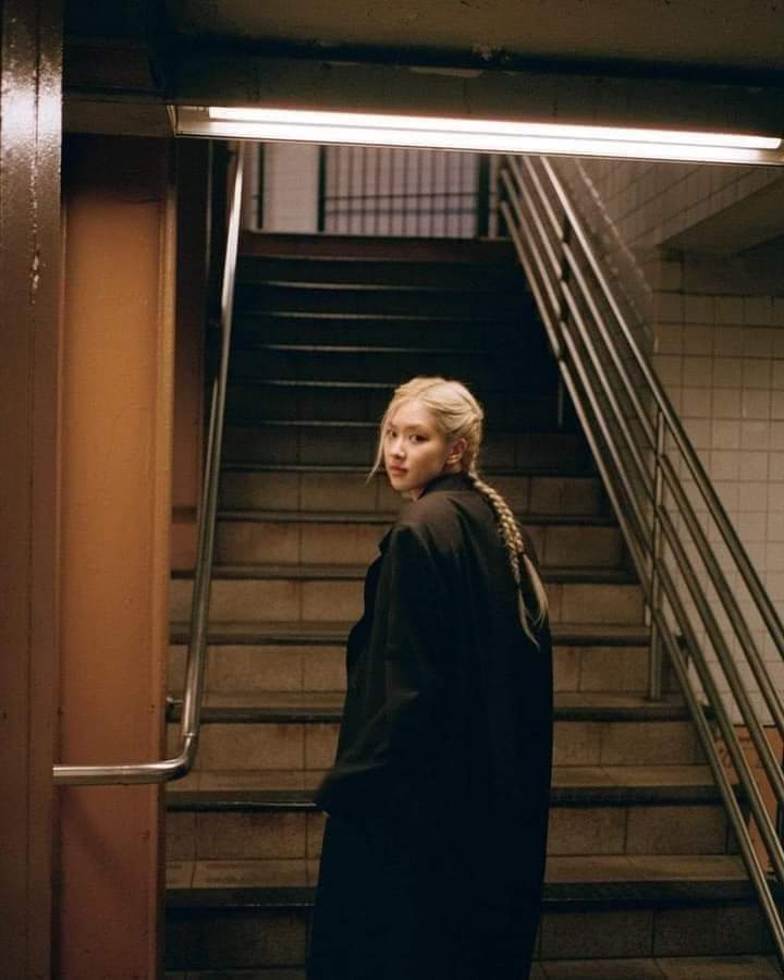 #OurRockstarROSÉDay
#봄의시작_채영아_생일축하해