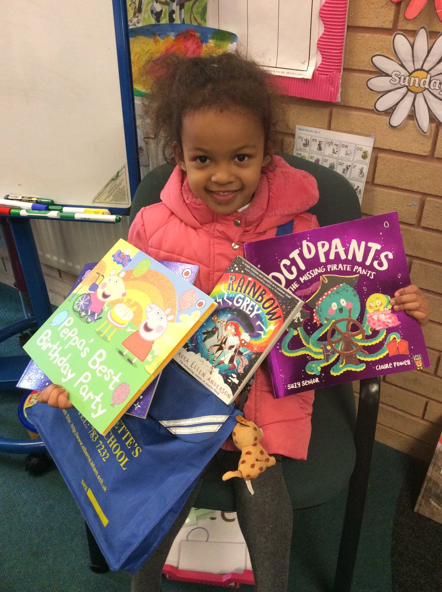StBernsPrimary's tweet photo. Warda had a fantastic time at @KenilworthBook this morning. Look at her new books! #readingforpleasure #1OB ❤️📖 https://t.co/VrPDlOvJdM