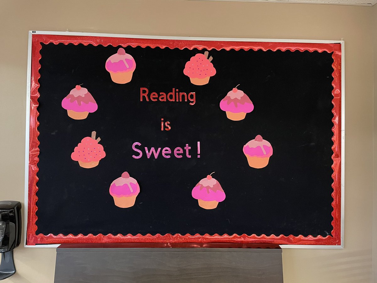 library_CHS's tweet photo. We are ready for Valentine’s Day! @CHS_Indians https://t.co/1MpAyYkEO8