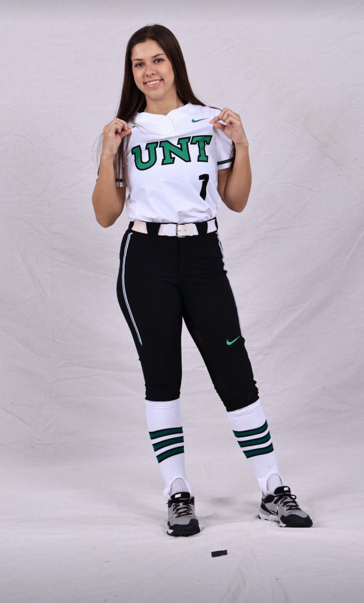 maiakwark11's tweet photo. 1 more day till we go all out💚 #stayhungry @MeanGreenSB https://t.co/ZAPS3UiMZs