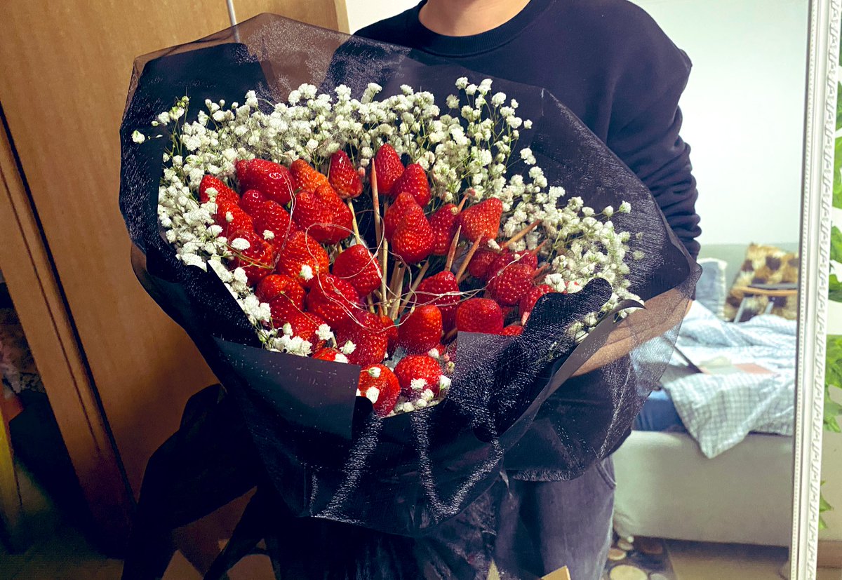 rida_zayn's tweet image. Happy 4 years of togetherness 🥰Alhamdullilah, MashaAllah.