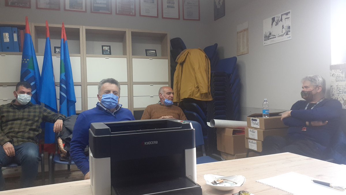 Con i delegati Uilm della divisione elettronica degli stabilimenti della Leonardo #Fusaro #Giugliano e #Monteruscello con il segretario generale della <a href="/UilmCampania/">𝑼𝒊𝒍𝒎 𝑪𝒂𝒎𝒑𝒂𝒏𝒊𝒂</a> <a href="/crescenzoaurie1/">crescenzo auriemma</a>