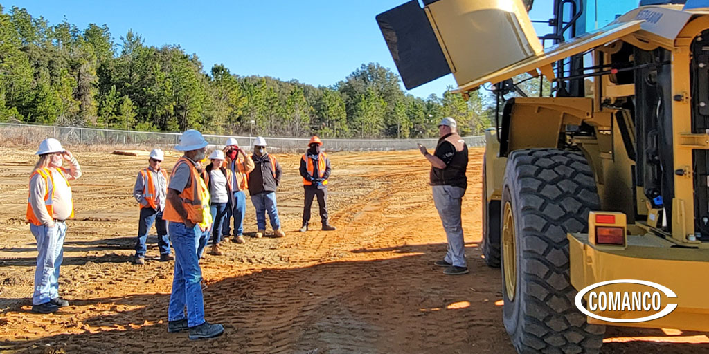 COMANCO's tweet photo. COMANCO EMPLOYEES RECEIVE FRONT-END LOADER TRAINING
Read the full story: https://t.co/dyaToVXsV7
SAFETY ★ QUALITY ★ SERVICE
#COMANCO #EnvironmentalConstruction #FrontEndLoader #RingPower #Caterpillar #Training #Equipment https://t.co/QW95Xu7GJO