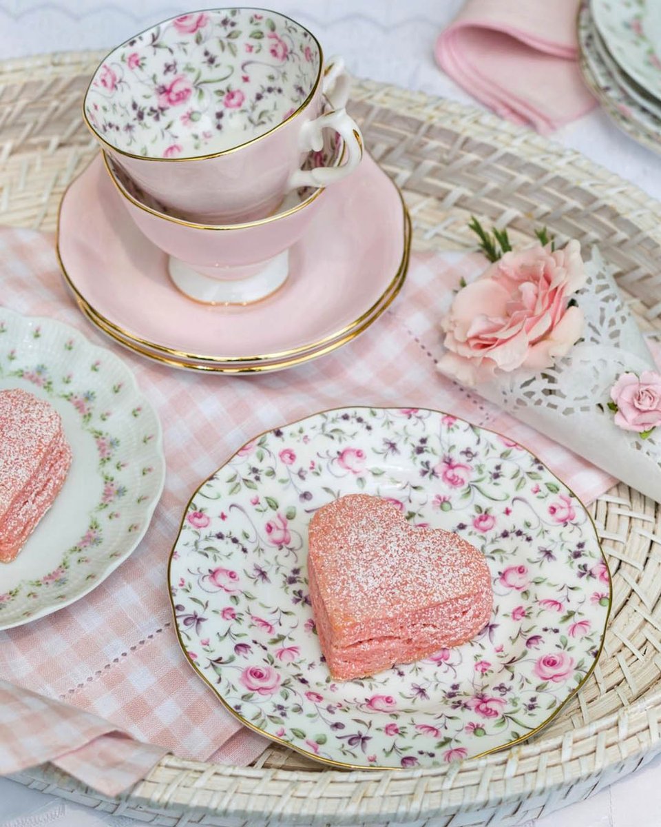 SouthernLadyMag's tweet photo. Set a romantic tone with dainty dishes and make these Pink Heart Scones for a heavenly teatime treat. Find the recipe at https://t.co/oerI1LlDBW.
#southernladymag #recipebox #pinkhearts #sconerecipe #scones #teatime #teatimesnack #pink #sweets #tea #valentinesday #pinkscones https://t.co/liowK5sZTG