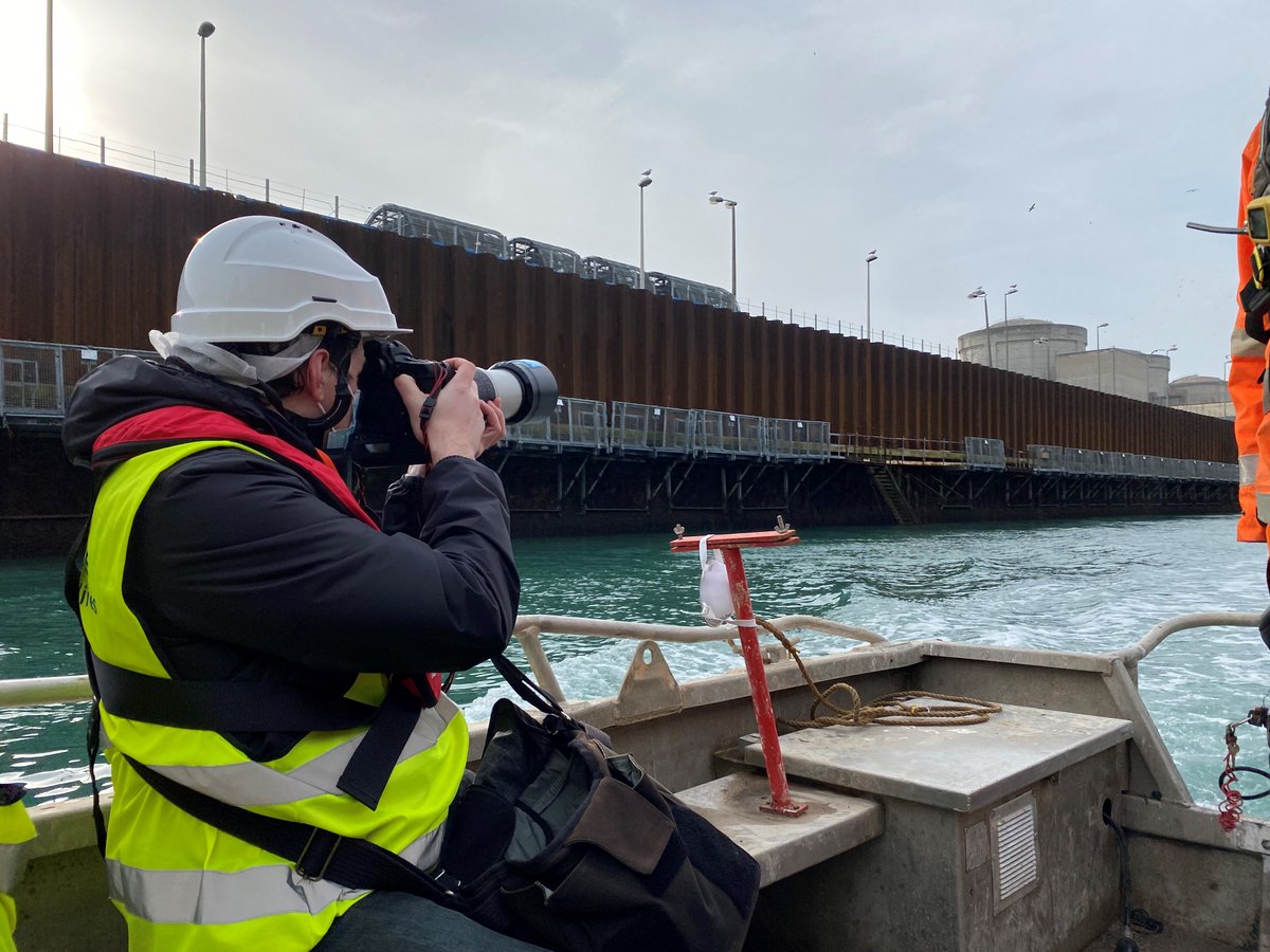🔍Visite de la presse régionale sur nos installations. Au programme de cette rencontre : échanges sur le bilan 2021, les perspectives 2022 de la centrale et découverte du chantier de notre protection périphérique anti-inondation en ⛵️
Notre fiche presse 👉 bit.ly/3GAcAhK