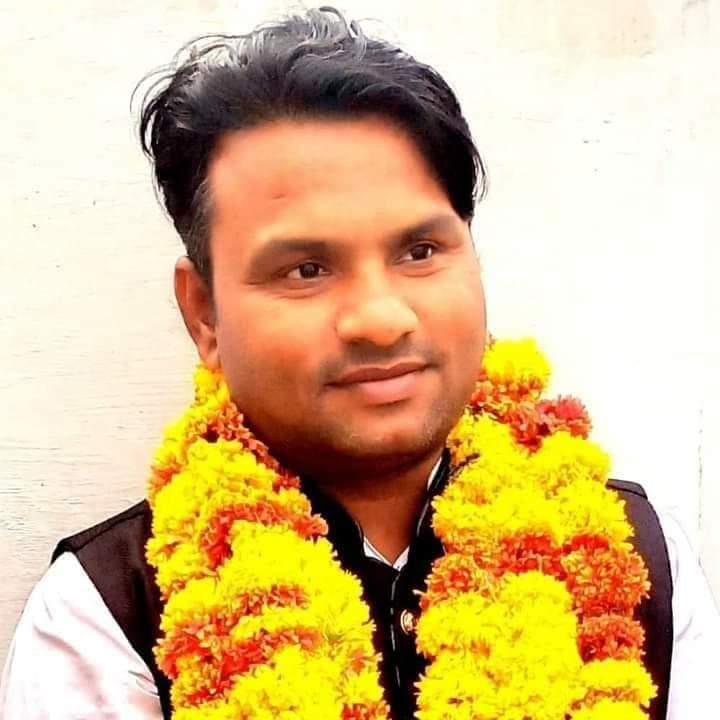 BodhSagar1's tweet photo. सम्मानीय,  श्रीमान् @sachin_sarvatee जी को #अनुसूचित_आयोग में #उपाध्यक्ष (राज्यमंत्री) बनने पर हार्दिक  बधाई !! व उज्ज्वल भविष्य की कामना करता हूँ 
@KotwalMeena @tufanishilpa
@vinod_tatiwal @NationalDastak @SukhdevDhand @bhanwarmegh @Dr_Uditraj @DainikBhaskar https://t.co/HwChsqvIzW