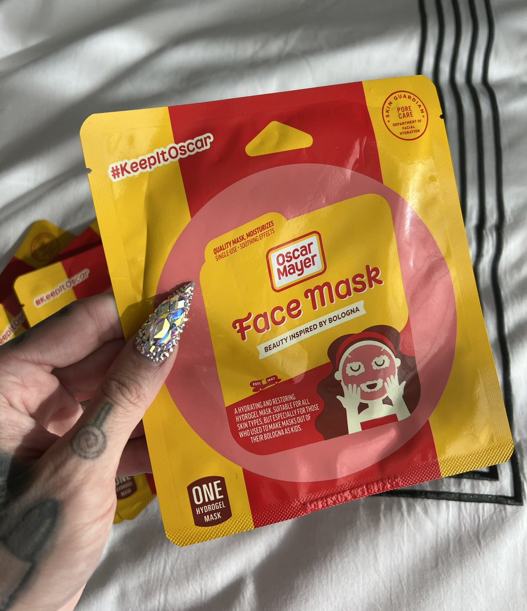 amalthea1980's tweet photo. So this is a thing?! We can now live out our #Meatface dreams 😍 *may not actually contain meat* @Confused_Dude @ThatPeterAustin @parrotboy https://t.co/Gvq16O5bQF