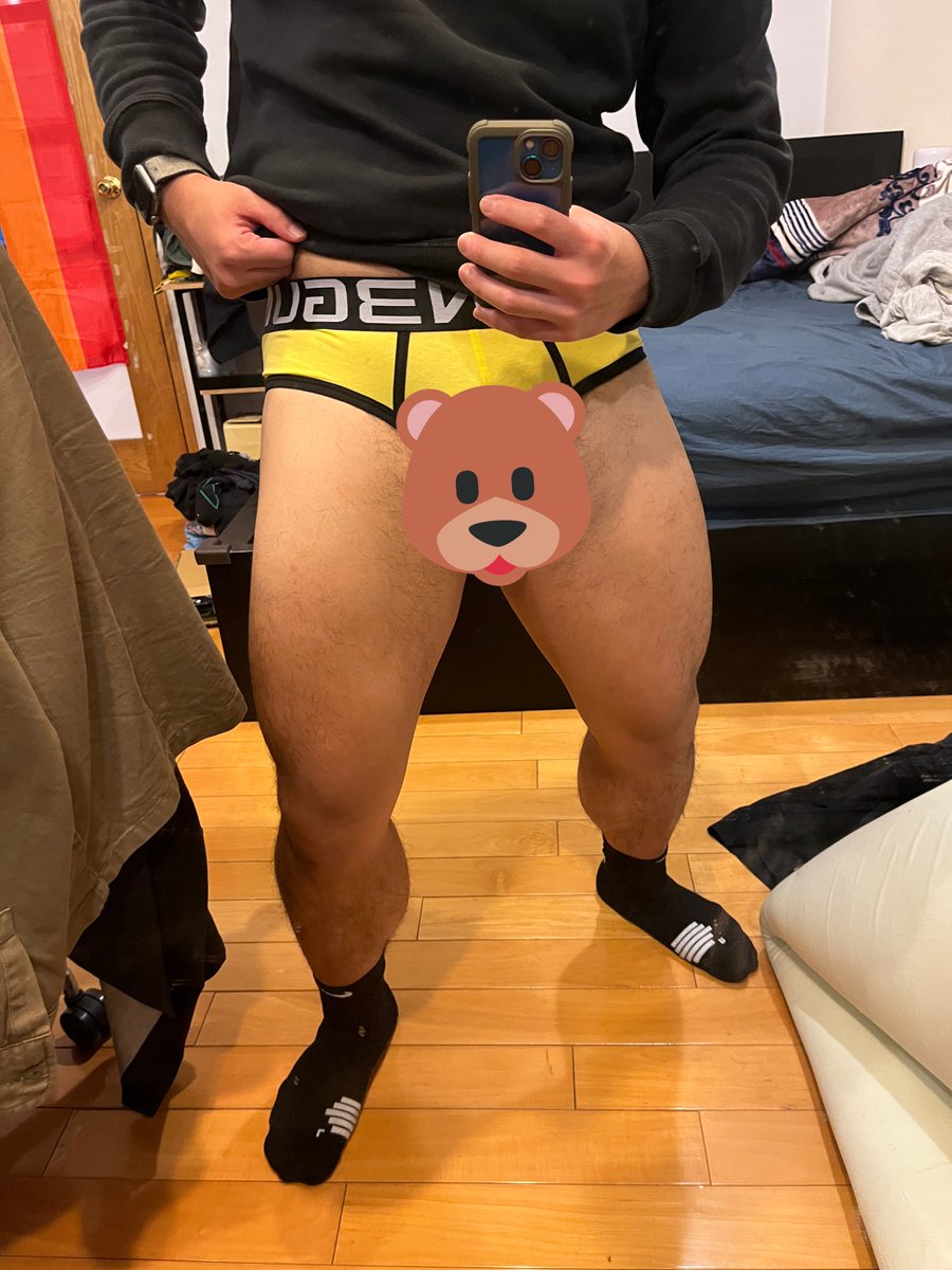 第一次穿三角褲
應該還行吧？