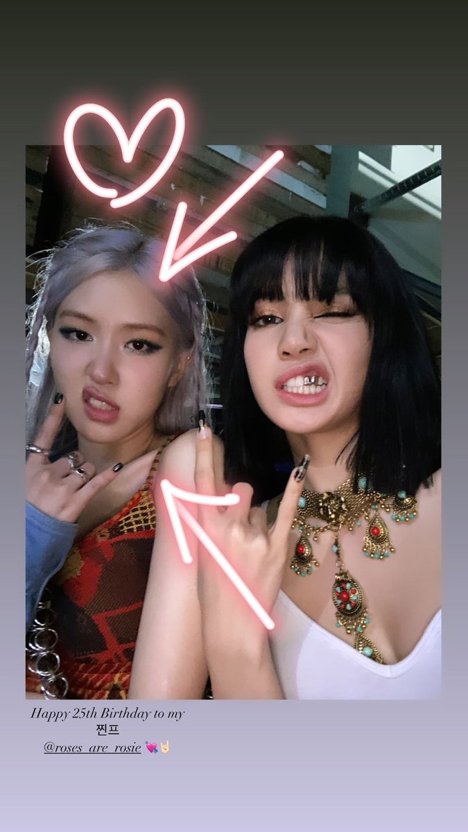 translatebp's tweet photo. 📷 [lalalalisa_m] 220211

“Happy 25th birthday to my real friend💘🤟🏼”

#LISA #리사 @BLACKPINK https://t.co/AKOcAZ6DB6