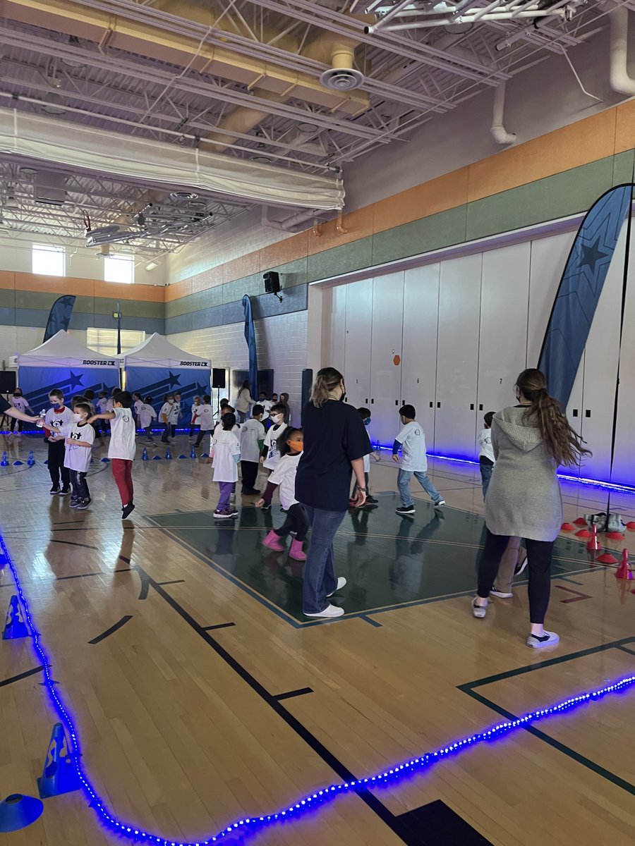 First Graders celebrating over $12K raised during our #boosterthon #dance #fit is where it is at!!! <a href="/AACountySchools/">AACPS</a>