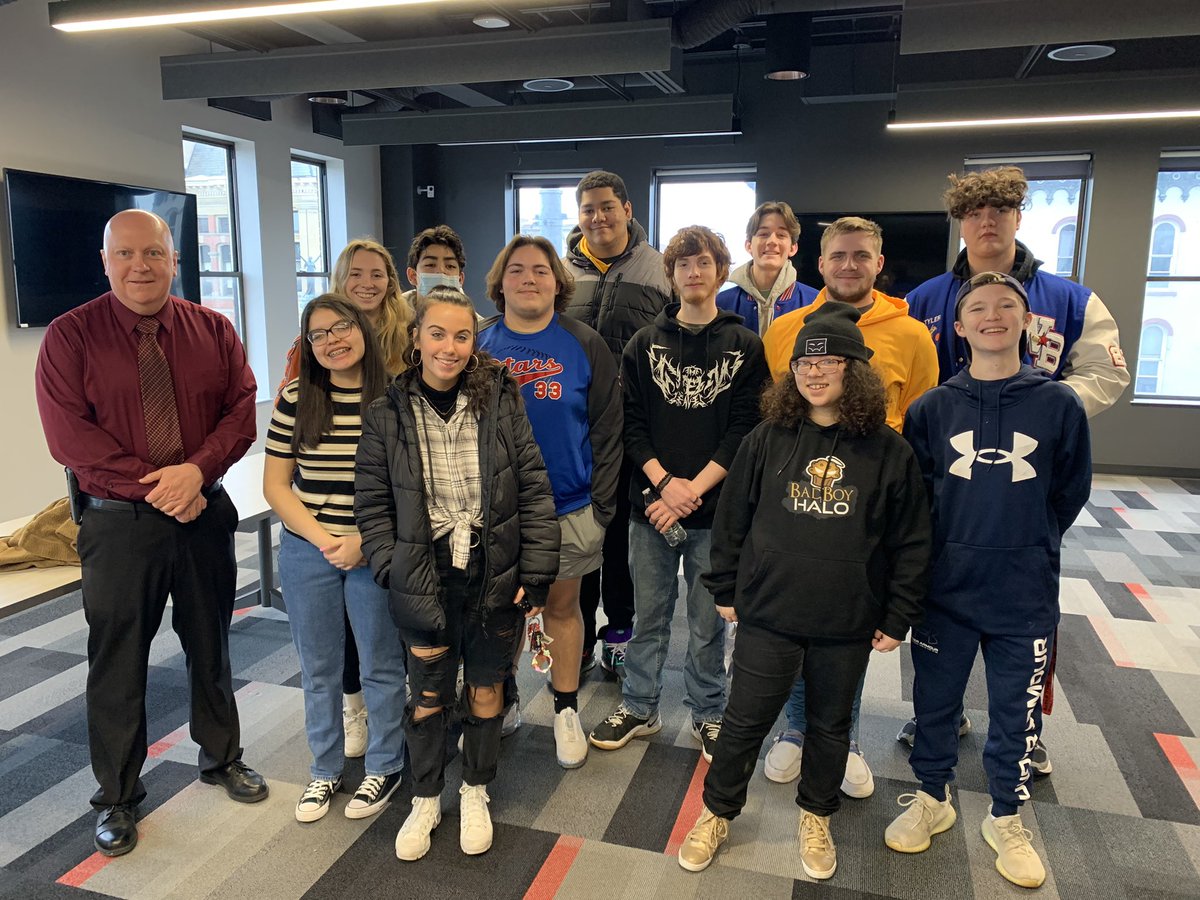 WeboRDTV's tweet photo. The Radio/TV class just finalized a new partnership with the city of Crawfordsville. We are building a satellite studio in the Fusion 54 Building with a $50,000 grant. We met with Mayor Barton today to discuss the opportunities. This is a tremendous partnership! @WeboJrSrHigh https://t.co/wOlncugU9x