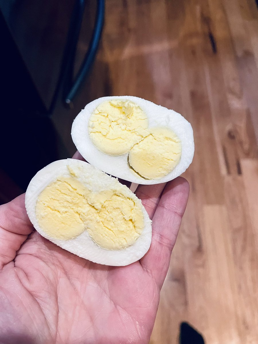 🍀 If anyone needs some luck, I’m sharing my double yolk boiled egg with you.