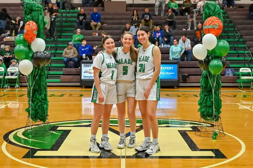 FairmanRich's tweet photo. @MEADECOUNTYHIGH Basketball Senior Night was a huge success, as both boys and girls teams dominated the court, while the @meade_cheer kept the crowd entertained.  @meade_co @GreenwaveHoops @LadyWaves_Bball https://t.co/Fecsc8XMk7
