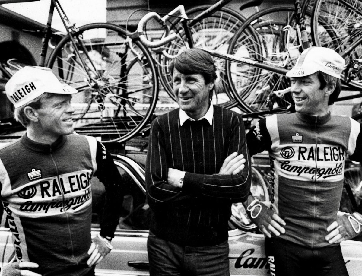 CapoVelo's tweet photo. The Dying Derny: A Tribute to Peter Post https://t.co/SI6LaM9zY3 #PeterPost #DernyRacing #trackracing #trackcycling #SixDayRacing #Velodrome https://t.co/oOKiIS5auG