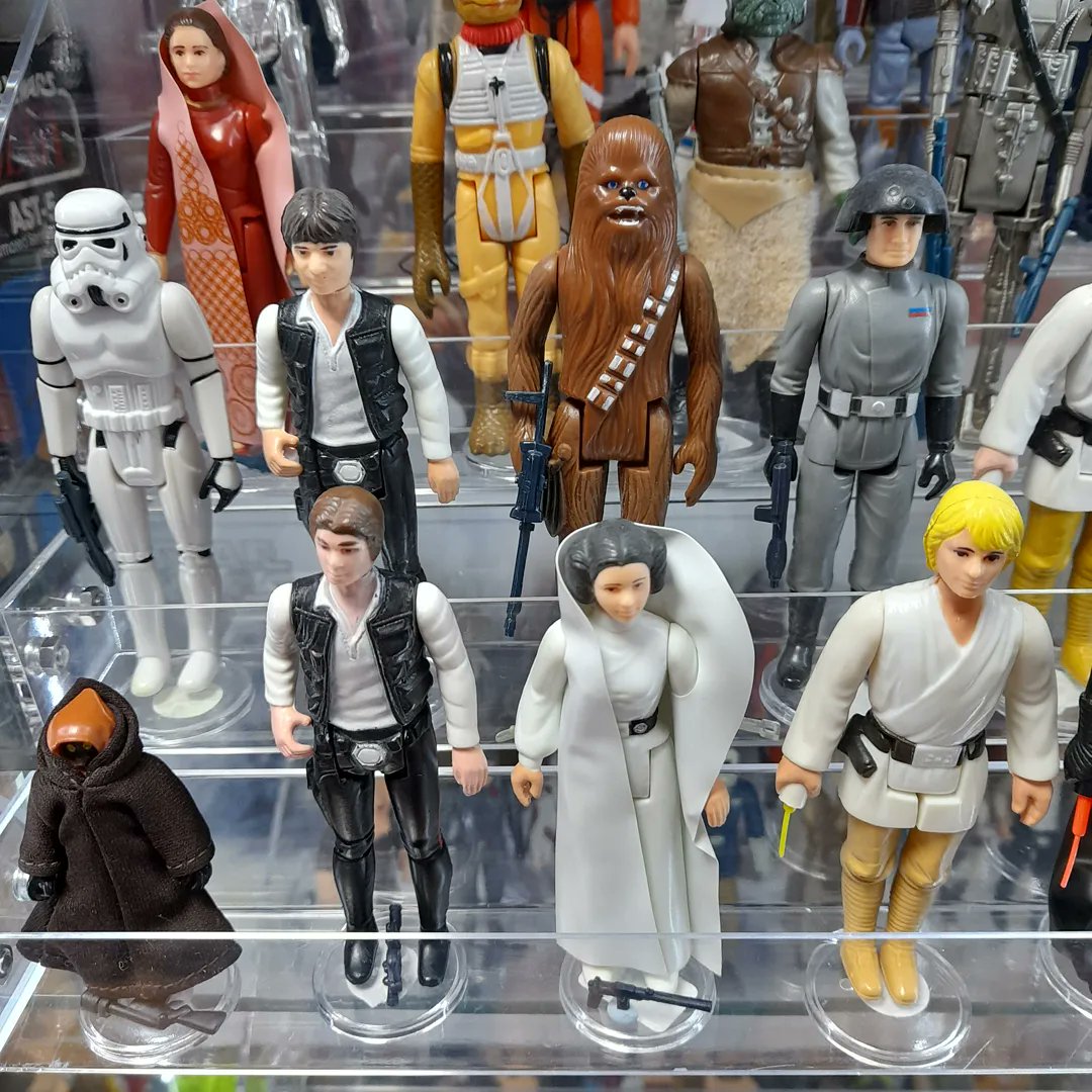 RAM_Toys's tweet photo. 1st 12 now on display. I'm getting there... slowly!
#starwars #vintagestarwarstoys #vintagestarwarsfigures #1970s #1980s #firsttwelve #vintagetoys #vintagetoystore #vintagetoyshop #hellohernebay #buyinthebayhb @RAM_Toys https://t.co/Lc8FN3zwx4