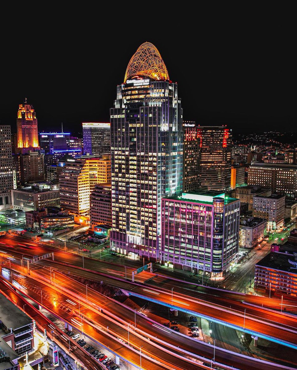 WINCINNATI_'s tweet image. WHO DEY. 🌆🧡 #RuleItAll