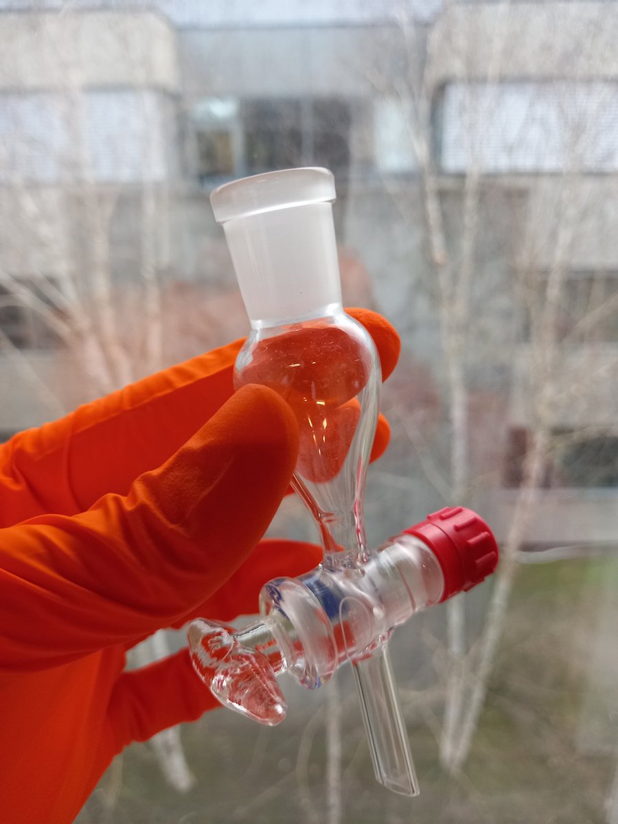 have you ever seen such a cute little separating funnel??