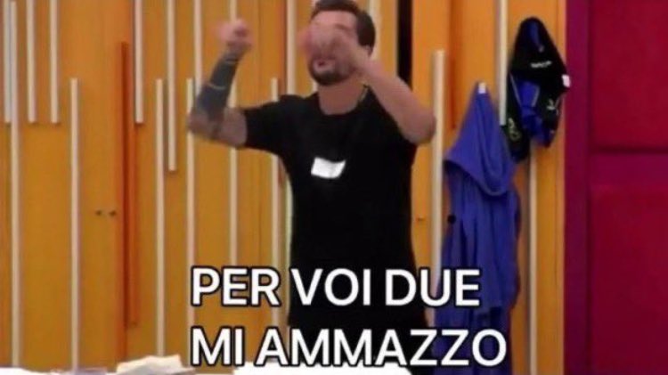 sogniinfumo's tweet photo. BRIGA E CRYTICAL INSIEME #amici21 https://t.co/VkFDpz9qxX
