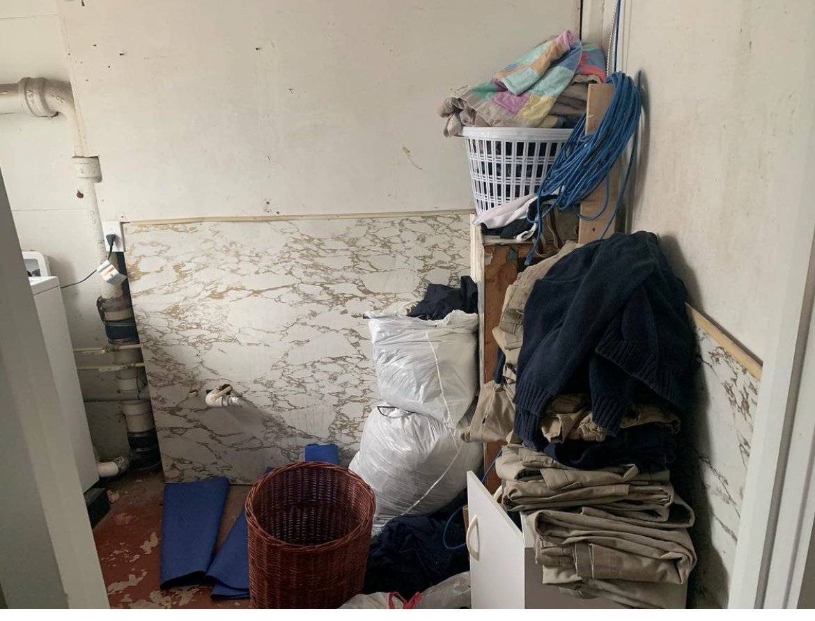 DeruckiCC's tweet photo. We're thrilled to partner up w/ @brittainelectrical &amp; give back to our community by doing a laundry room reno for our friends @PeacePrepAcademy.It may have been a few small changes, but we hope it makes a big difference!
#CommunitySupport  #SupportingStudents #DeruckiConstruction https://t.co/YWprx3ZY9G