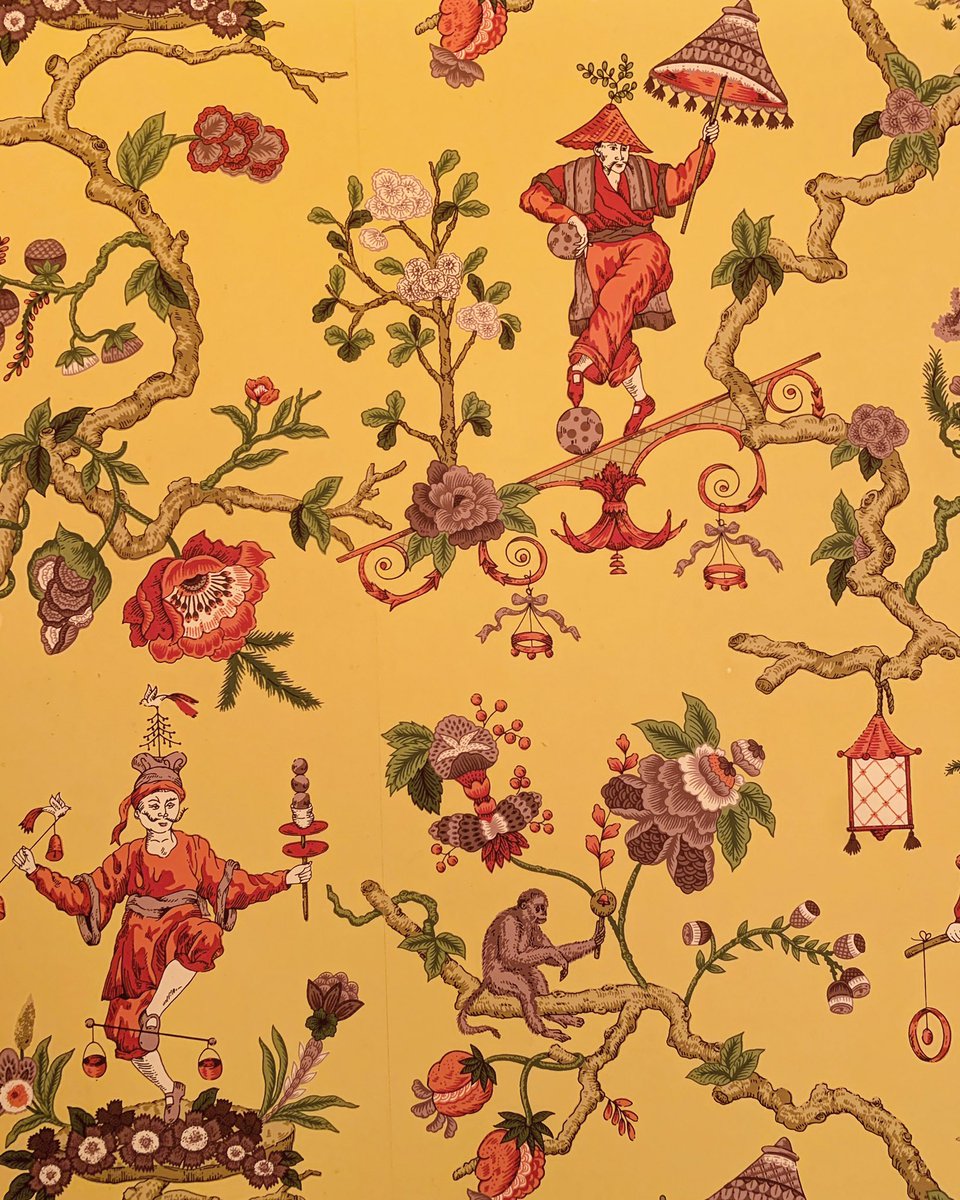 HuntEstateSales's tweet photo. Wallpaper as seen in the powder room of a stunning English Country Manor in Waban.
Want more info? @debby_belt_real_estate
#wallpaperwednesday #iknowitsthursday #powderroomwallpaper #bostonrealestate #newtonma #newlisting #justlisted #onthehunt #thehuntcontinues #happyhunting https://t.co/ukwcQVIz0Q