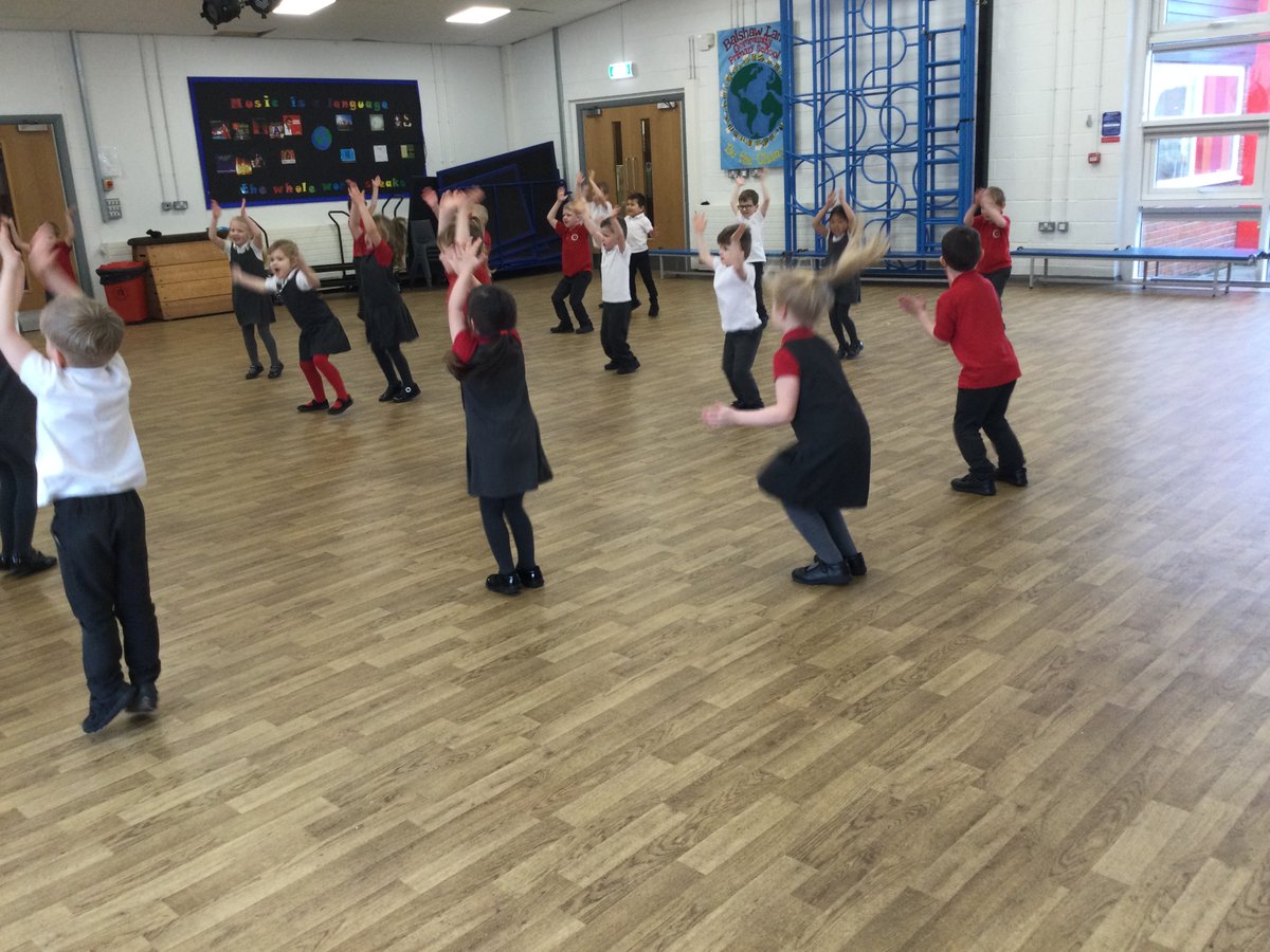 Jackson_Miss1's tweet photo. We have been doing lots of activities as part of Children's Mental Health Week. We enjoyed Born 2 Move on Monday!

@BalshawLaneCPS @MrBrowne12 https://t.co/TjXedtOh1S