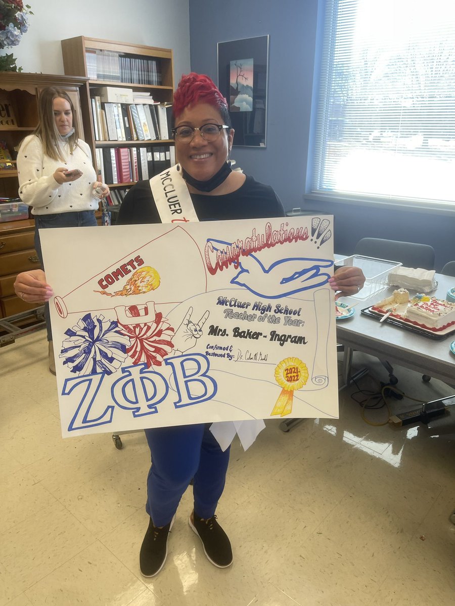 This is what a Teacher of the Year looks like <a href="/McCluer_Comets/">McCluer High School</a>  congratulation Mrs. Baker-Ingram. You are truly deserving of this honor; thanks for what you do for teachers and students each day!