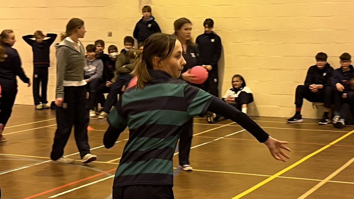 CGoodacres's tweet photo. Huge congratulations to the junior Goodacre's girls who were #WINNERS of the inter-house dodgeball competition! #GoodacresFamily #thisgirlcan #sport https://t.co/QYjcwNSkWu