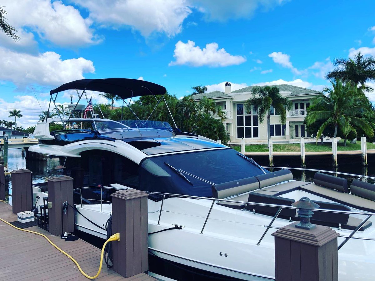 AdmiralCanvas's tweet photo. Check out our custom made stainless steel Bimini frame with @Sunbrella Top, professionally installed on this @galeon_yachts #happyyachting #madeinflorida #galeon #galeonyachts #sunbrella #yacht #yachtlife #yachtlifestyle https://t.co/kcBa5H7npi