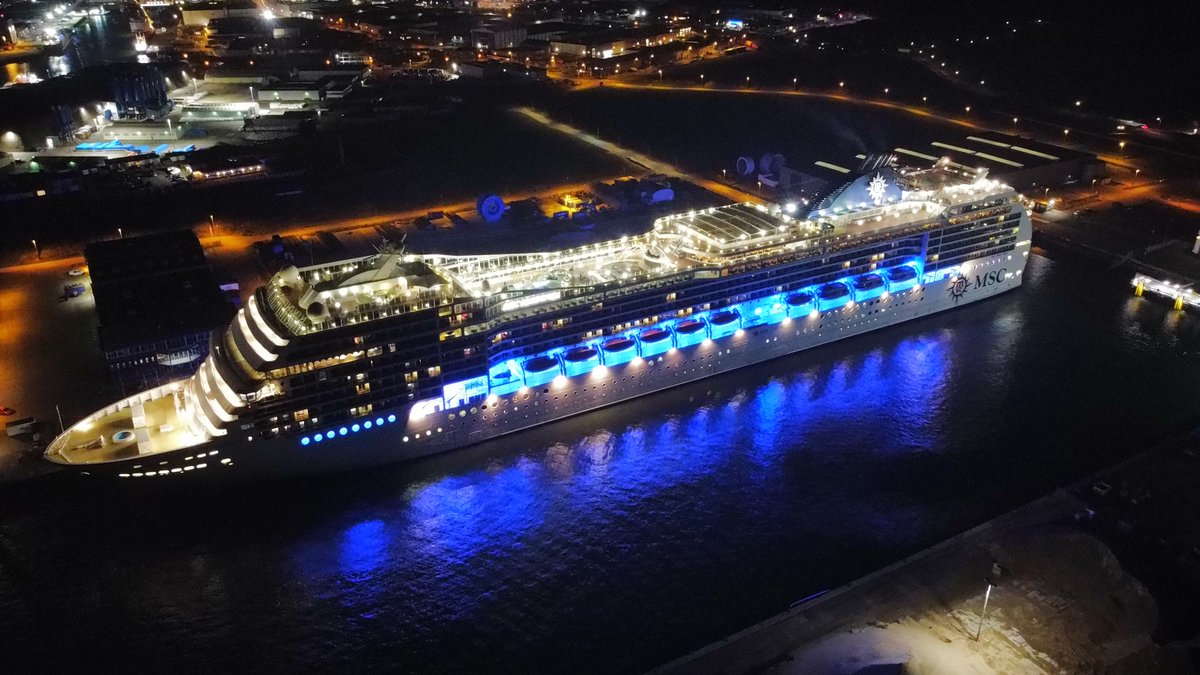 Cruise_IJmuiden's tweet photo. On Friday the 11th, the beautiful #MSC #Magnifica will finally return to #Cruise #Port #IJmuiden near #Amsterdam. Sheβll come into port just after 13.00 hrs en will leave for #Hamburg at 21.00 hrs. #Welcome back at the #Felison #Cruise #Terminal https://t.co/8zhOZuz76q