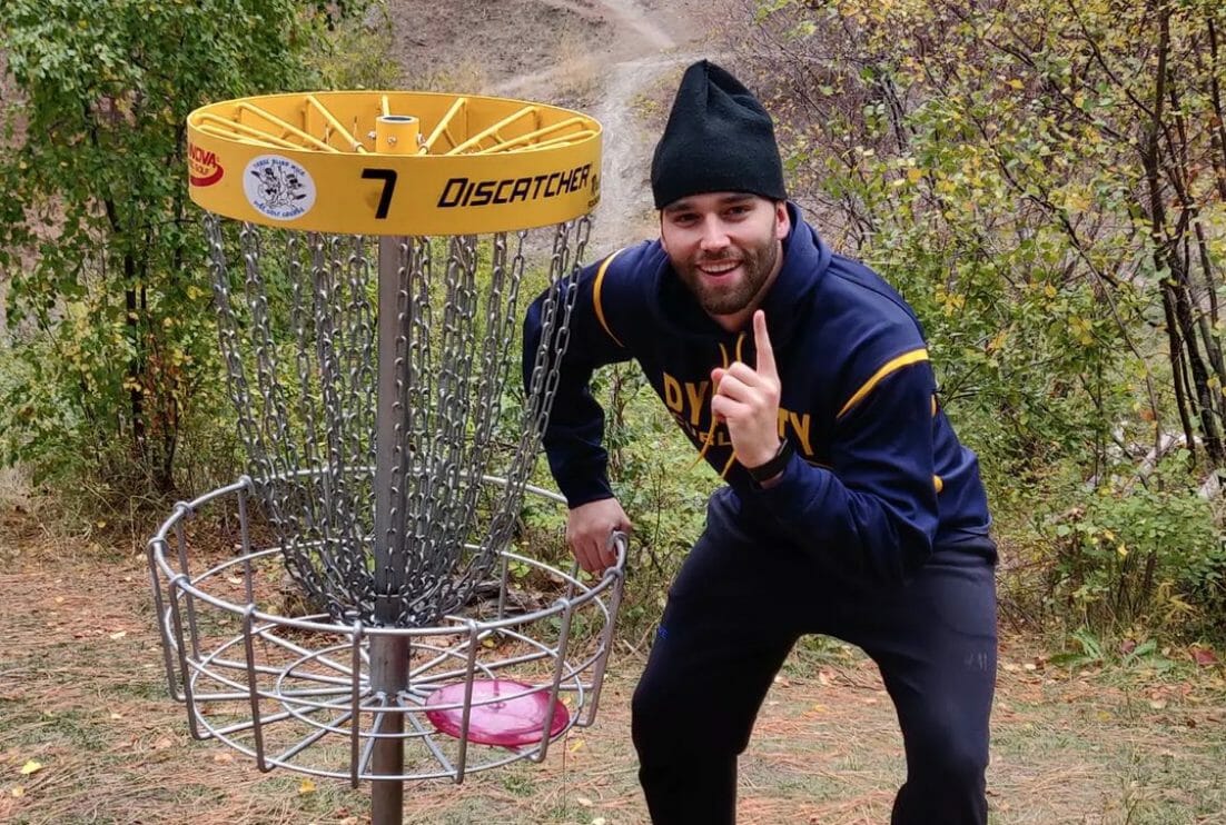 A Disc Golfer Just Won Bronze in Curling at the Olympics: discgolf.ultiworld.com/livewire/a-dis…