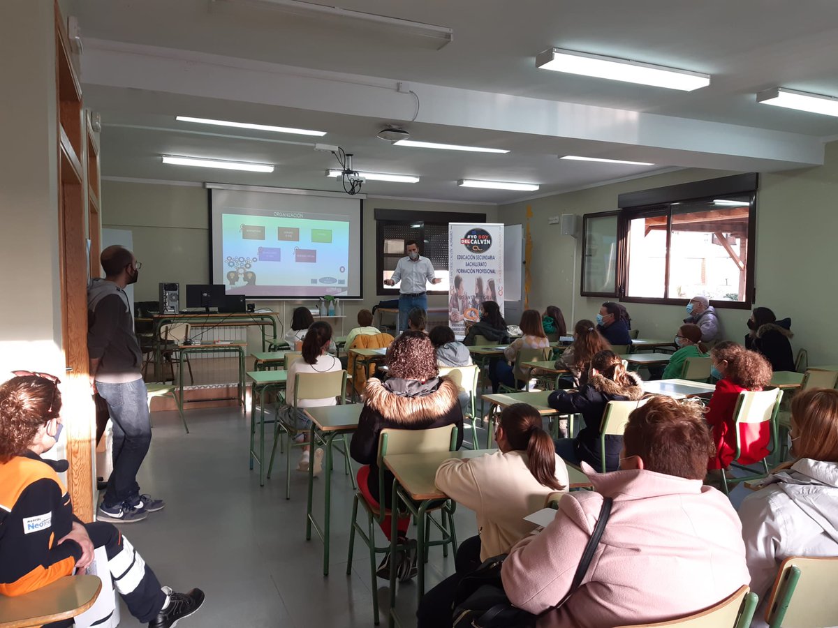 IESCalvin's tweet photo. REUNIÓN INFORMATIVA FAMILIAS ADMISIÓN CURSO 22/23. Ante todo agradeceros vuestra presencia.
 ¡ Pronto nos veremos ! #YOSOYDELCALVÍN
 https://t.co/3Y7bt7TpQQ https://t.co/ltGweE5y6D