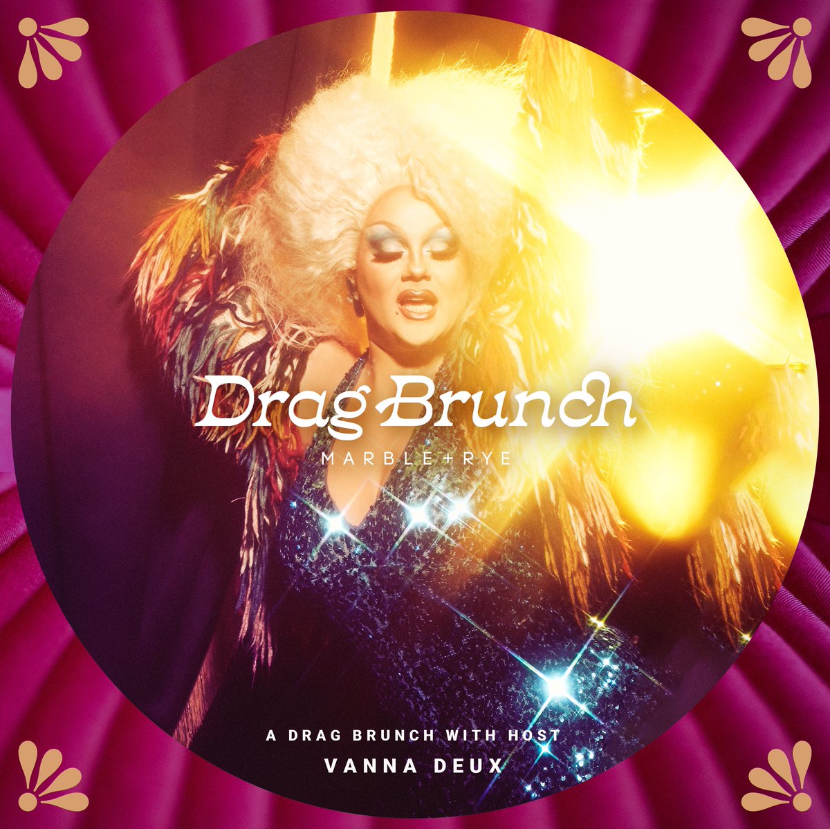 buxom blonde tweet media