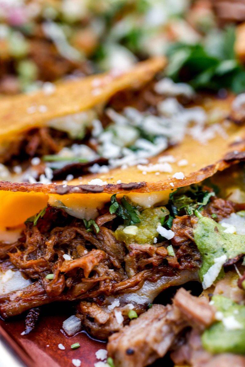 Photographer <a href="/LolaGomezC/">Lola Gomez</a> took tons of lovely photos of this new #BBQ spot. Here are a few faves.