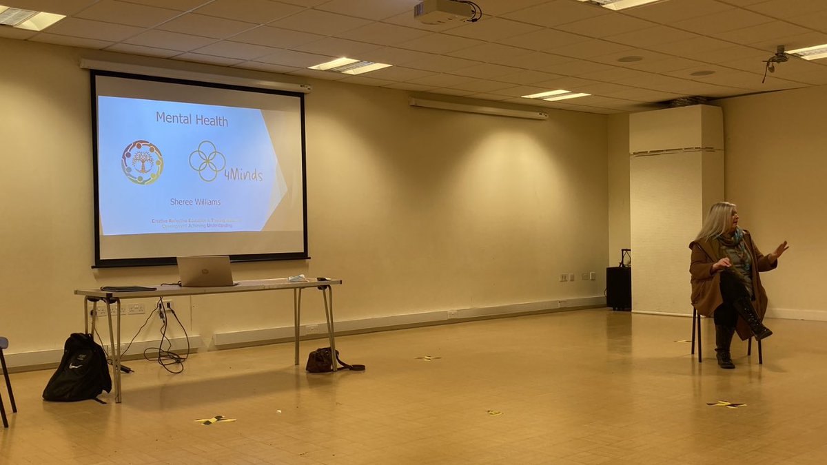 TorfaenH_S_F's tweet photo. Another great #ForDadsByDads. Todays guest was Sheree @creadau who covered mental health and suicide prevention with the group. There are still spaces so get in touch @MarkWilliamsFMH @torfaencouncil @TorfaenLeisureT @torfaenplayserv @torfaenyouth https://t.co/HFA2XfdaKa