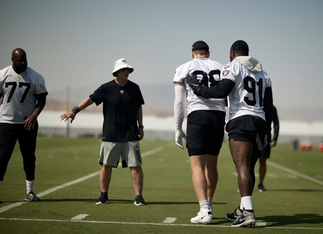 CrosbyMaxx's tweet photo. Coach Marinelli… I Honestly Don’t Even Know Where To Start. The Impact You’ve Made Not Only On Me But Everybody That You’ve Met Is Something I Admire. You’re One Of The Greatest People I’ve Ever Been Around &amp; Can’t Thank You Enough For Everything. Enjoy Retirement🐐 #OldBreed https://t.co/GDMsd6mcDT