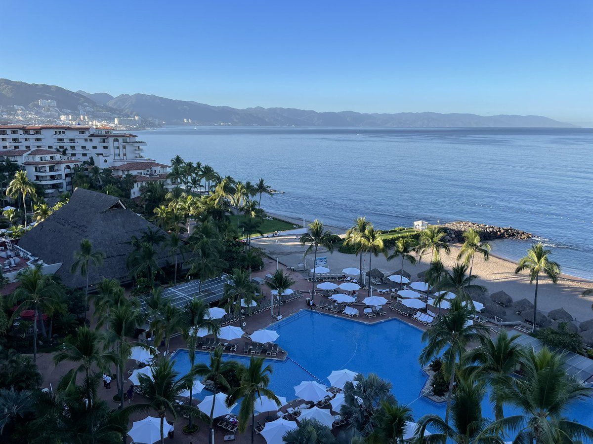 LamarSoftball's tweet photo. Woke up to this view on Gameday! π₯π΄π²π½#WeAreLU #Paradise #PVChallenge https://t.co/EfpHGjyN1O