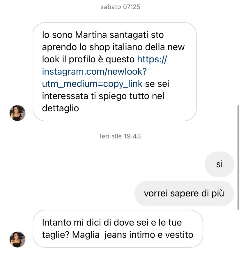 astralaeya's tweet photo. ⚠️MI HA SCRITTO QUESTA PERSONA  FACENDO FINTA DI OFFRIRE UNA COLLABORAZIONE MA IN REALTÀ ADESCA RAGAZZINE PER FARSI INVIARE FOTO IN INTIMO. VI CHIEDO DI SEGNALARE E BLOCCARE IL PROFILO⚠️ https://t.co/Om6yBccnEp