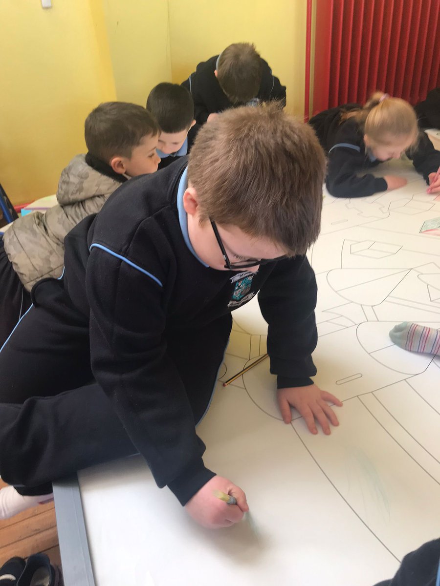 stmarysnsLK's tweet photo. Sneak peak at the #Mandala project we have been working on these past months. Our helping artist Chelsea and photographer Deirdre were on site today leading workshops with Infants, 1st and 2nd classes. #ilen #Kingship https://t.co/kT2sjPzC6k