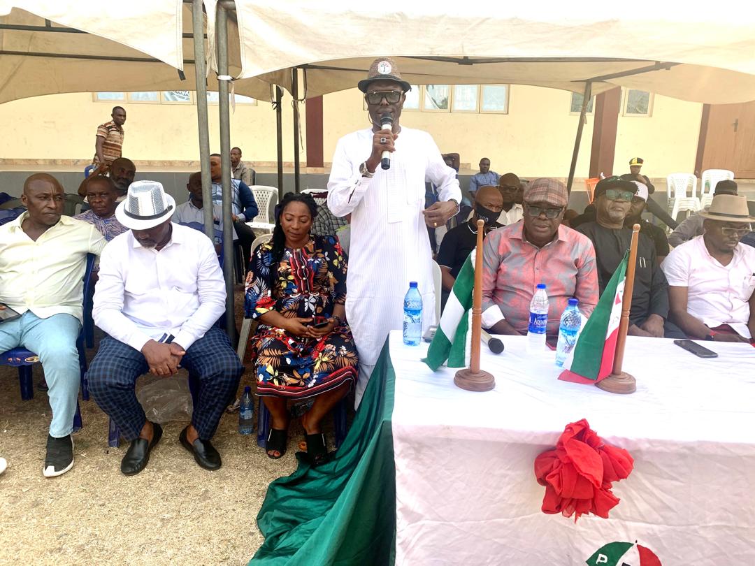 efiok_cobham's tweet photo. We made our final landing in Calabar municipality, where we met with the critical stakeholders of the party from the 10 wards of the LGA. 

The support and enthusiasm  for the campaign team and I is greatly appreciated.

#StateWideTour
#CrossRiverArise
#PowerToThePeople https://t.co/1lOdLNRU4Y