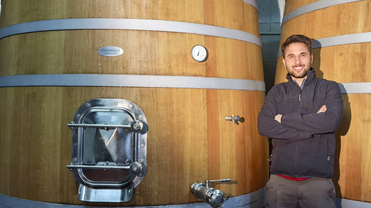 Diamo il benvenuto a Nicola nuovo membro del team!
Nicola, 27 anni, da Pisa, appassionato al mondo del vino ha intrapreso la strada da enologo.