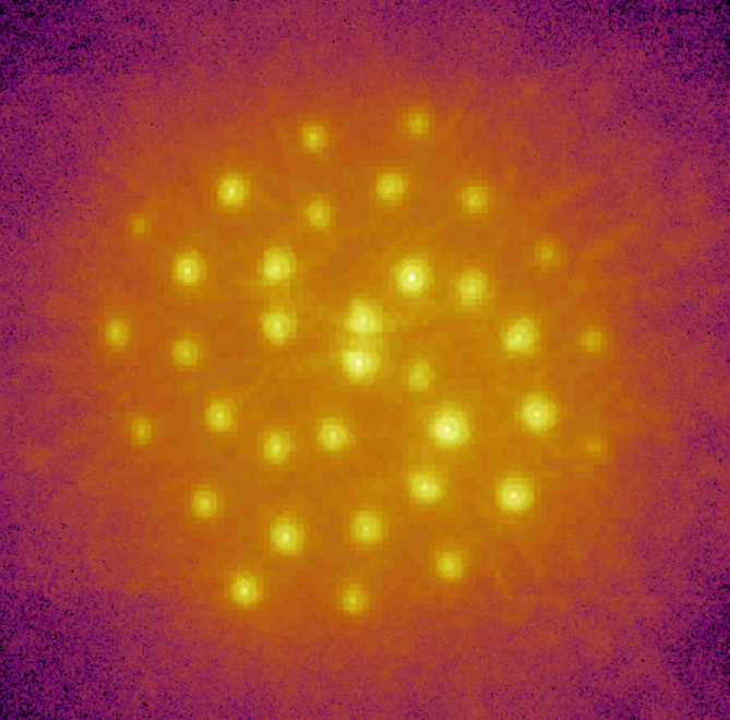 QNFoton's tweet photo. Amazing spiral. I think this was the subliminal motivation for the #fibonacci spiral of light(-matter, aka polariton BEC) that we made in #skoltech 🤣 https://t.co/VNQWEBJEm7