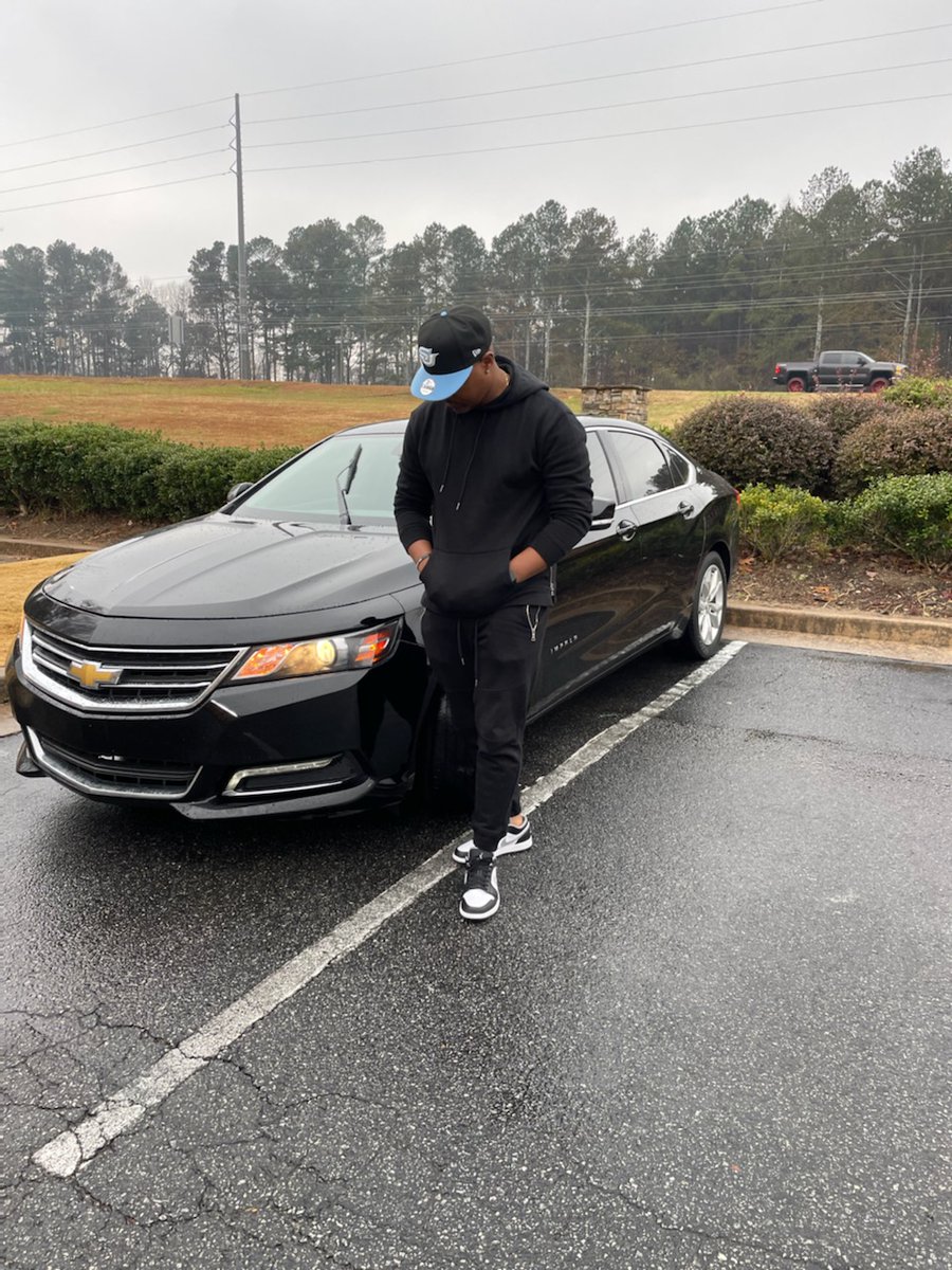 green_kwame's tweet photo. @Mucho67 Bro the whole shit cover to cover is knockin... proud o you boy πͺπΎπππ. Keep serving up that π₯π₯π₯π₯. #SlabdDown #PlayaPamphlet #ChevyShit #EuropeanChevy #ShowroomFlo #LuxurySport #ChevyDreams for all my bowtie π riders. https://t.co/r8PEnVAziY