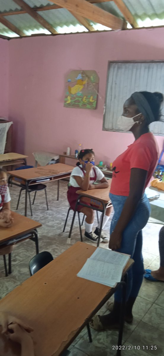 ZuliaMonier's tweet photo. La E/P Antonio Maceo Grajales del Poblado del Cristo en el Municipio de Santiago de Cuba asegura el cierre e inicio del curso escolar . 
#somoscontinuidad 
@elsa_ena 
@RaulSamon 
@LobainaZulima https://t.co/kSZZ5BPsX9