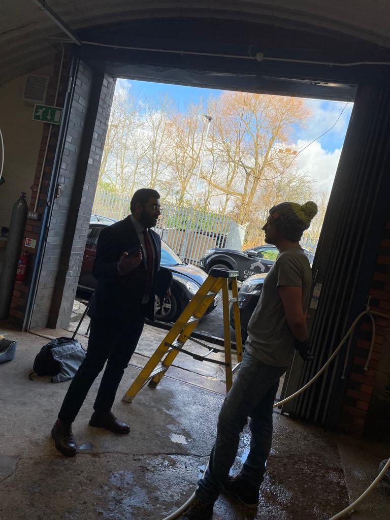 Nice to have the lovely <a href="/inzyrashid/">Inzamam Rashid</a> down at the brewery today - <a href="/SkyNews/">Sky News</a> tomorrow morning if you want to hear what we were nattering about…