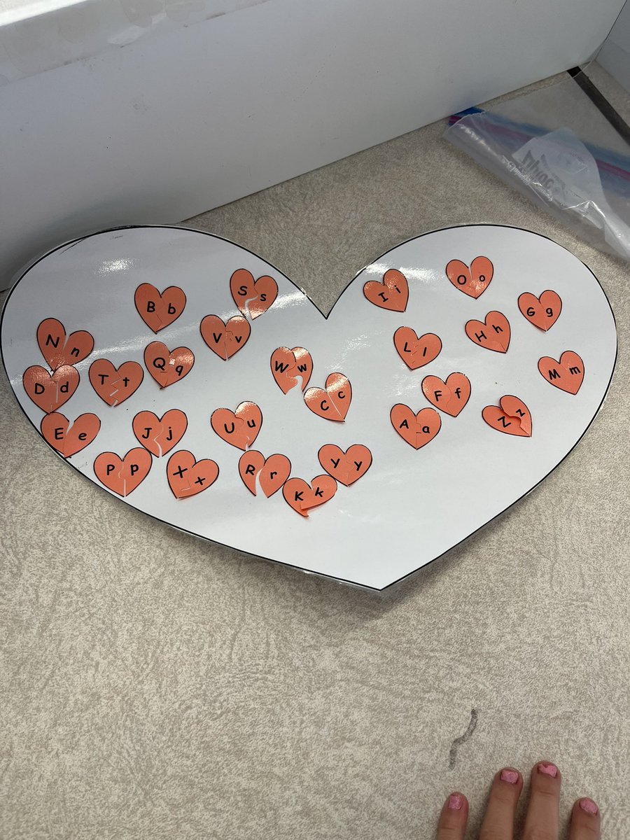 Ms_Virginia__'s tweet photo. Students are using their fine motor skills to match uppercase and lowercase letters. #Kindergarten https://t.co/CKS2EOyUIW