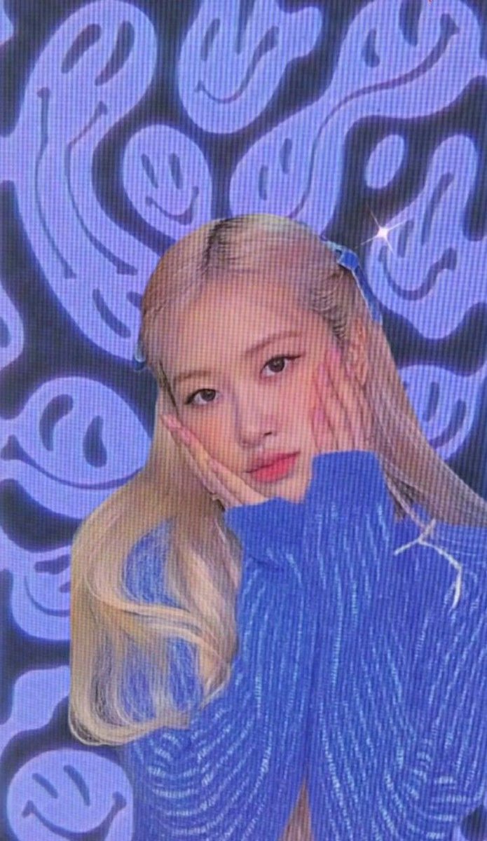 Min_Faria333's tweet photo. 생일축하해 우리 귀염둥이 파이 🥰🖤💗 #HAPPYROSÉDAY #blink #bdlink #Rosé #BLACKPINK 
@ygofficialblink @BLACKPINK https://t.co/as0N8zsHKH