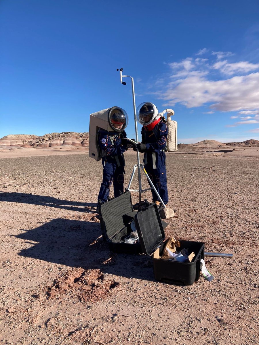 MDRSupdates's tweet photo. Crew 240 sets up a mobile station near #MDRS to monitor the local weather and count particles of dust in the air to help study the composition of dust storms. #marsanalog #marsweather #LOAC #utah @MDRSSupaeroCrew #science https://t.co/3YOAcoGwGn