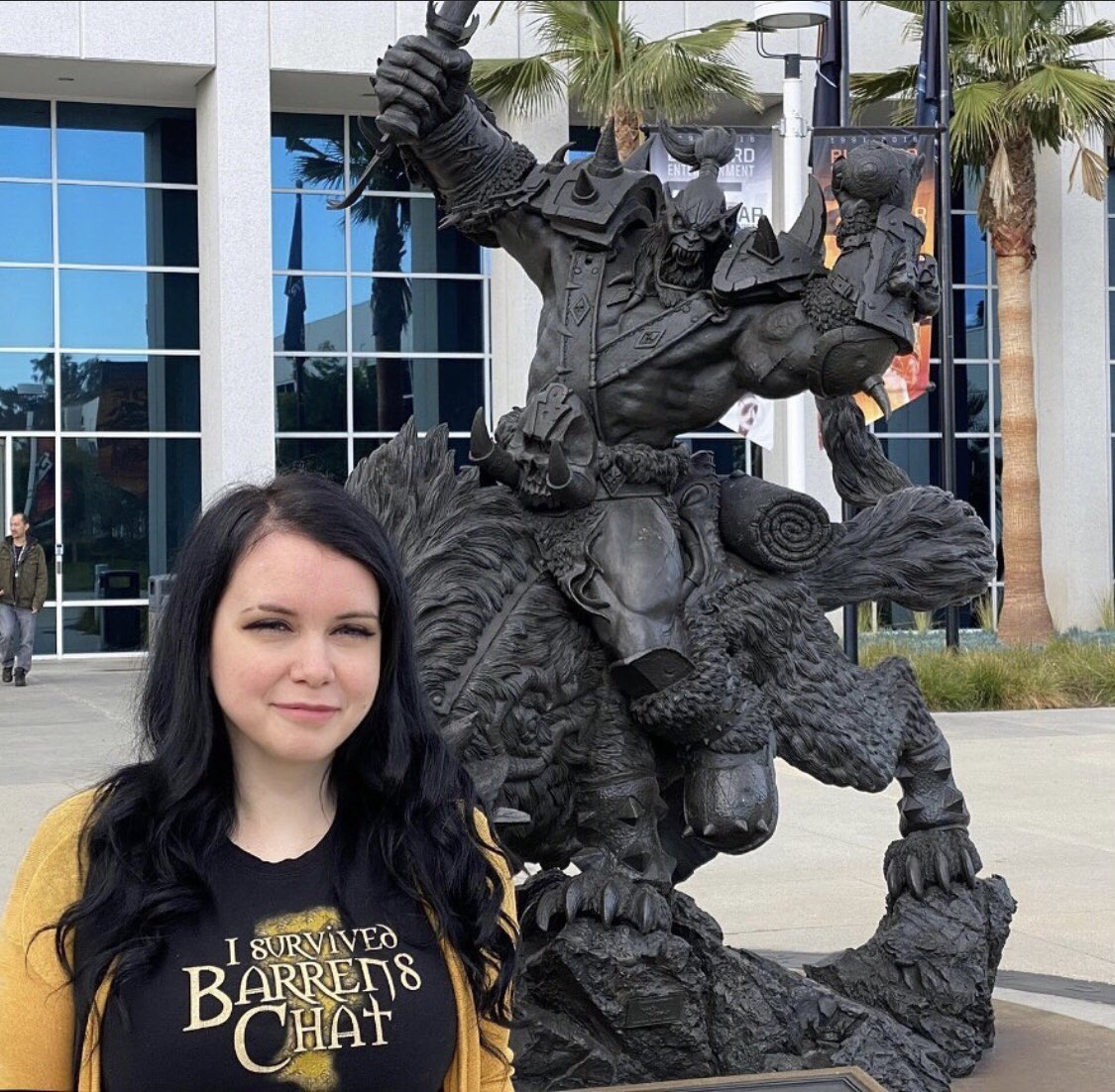 Thyst03's tweet image. Today is my second Blizz-versary! 🎉 

Looking forward to tweeting about my 50th on some super slick futuristic head implant phone with lasers or something 💁🏻‍♀️✨💕